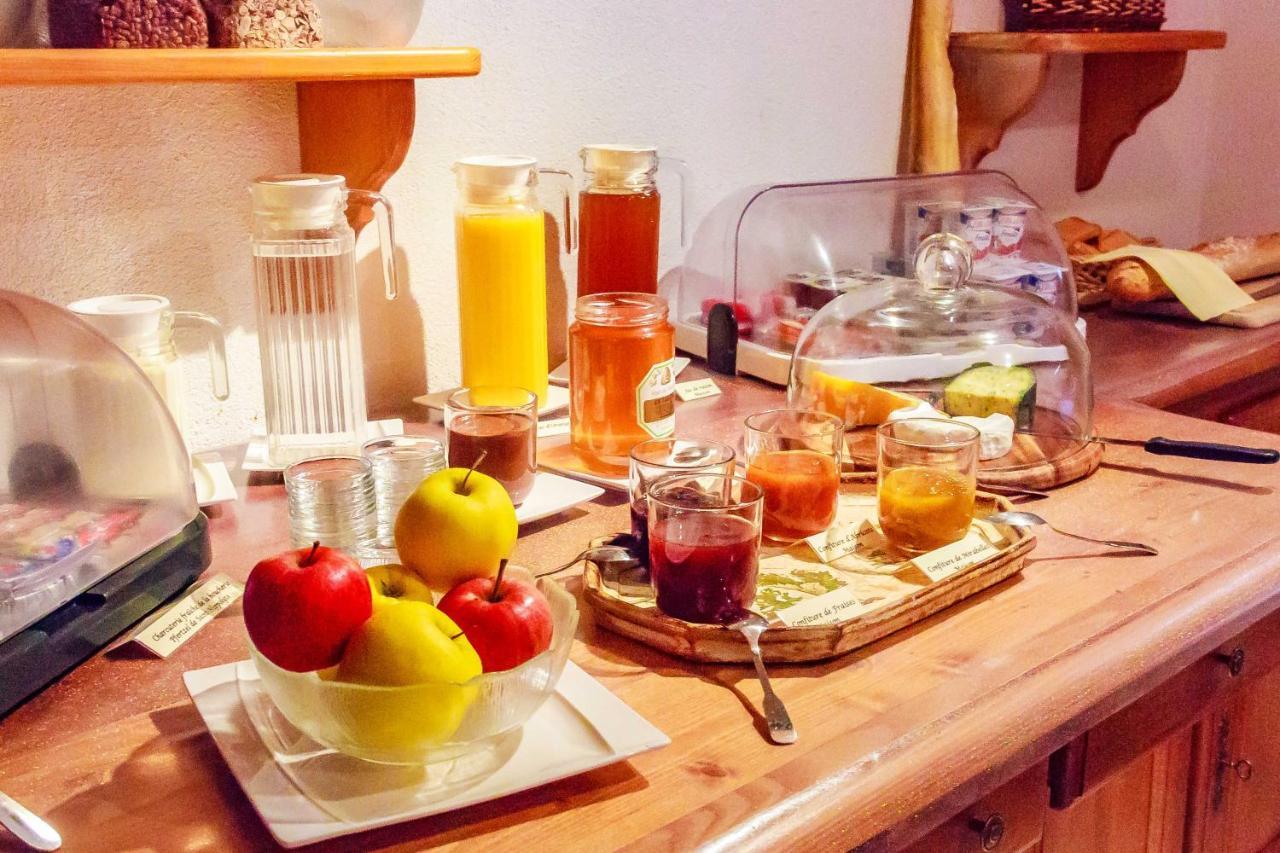 Sylvie Fahrer Et Fils Bed & Breakfast Saint-Hippolyte  Bagian luar foto