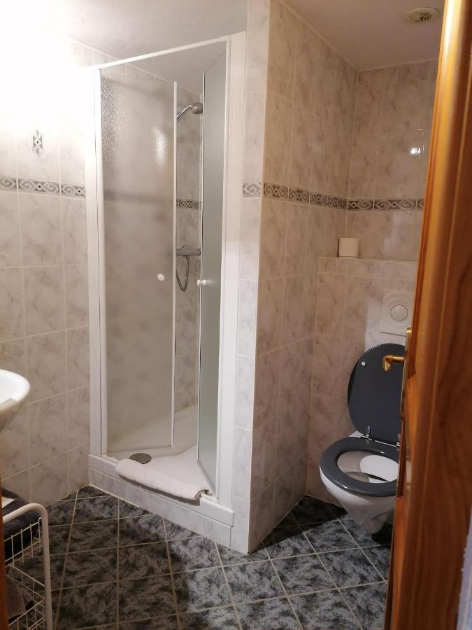 Sylvie Fahrer Et Fils Bed & Breakfast Saint-Hippolyte  Bagian luar foto